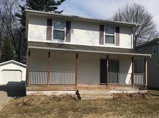 2162 W Norton Ave, Norton Shores, MI