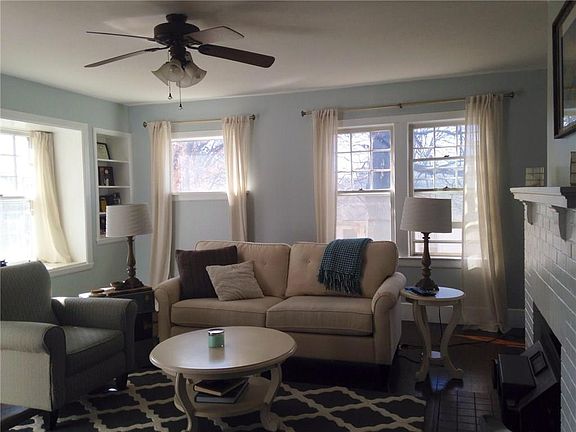 3rd image of 514 E Gunter St