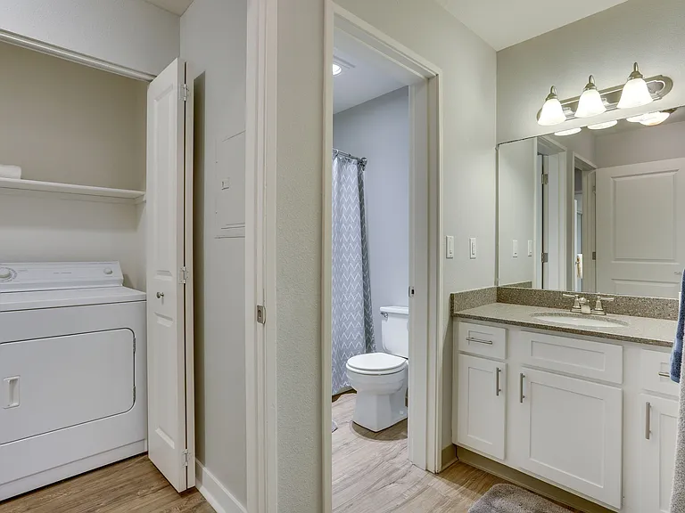 Sterling Pointe — Photo 14