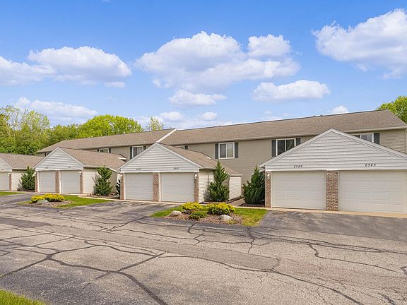 2nd image of 8585 Courtland Dr NE