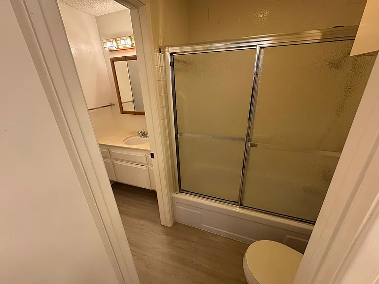 100 Hartnell Pl — Photo 17