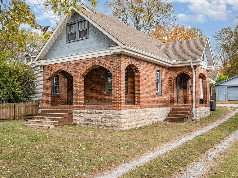 1337 Meridian St — Photo 1