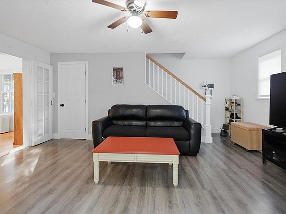5th image of 1 Dell Court