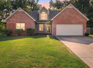 2233 Rosecran Cir, La Vergne, TN 37086