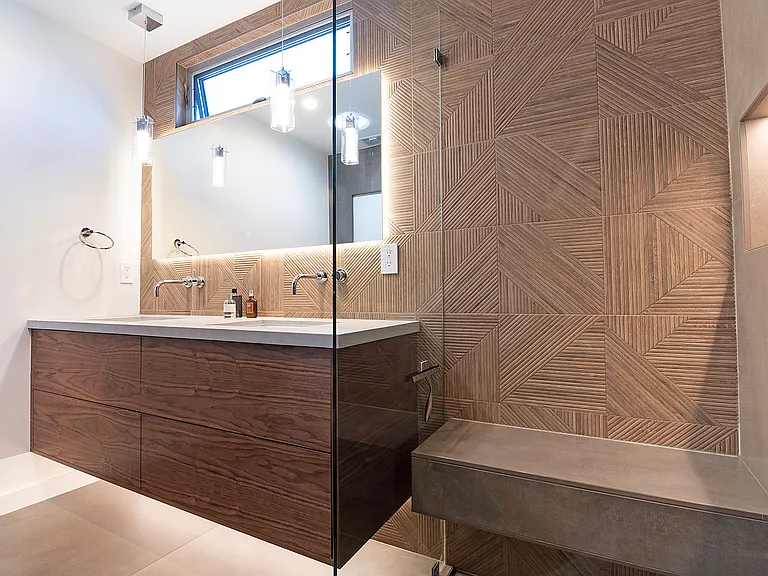 6561 Lasaine Ave — Photo 32