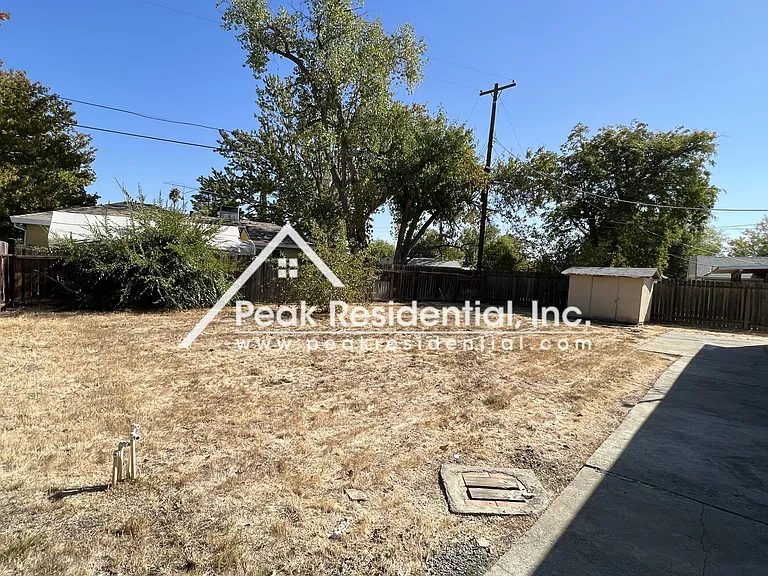 7417 Amherst St — Photo 29
