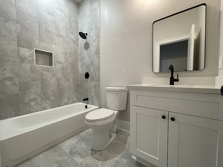 1333 Angela St #1333 — Photo 9