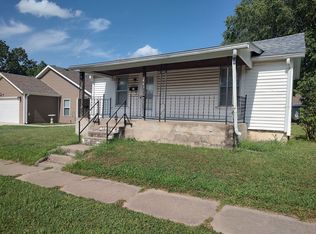 421 N Webb St, Webb City, MO 64870
