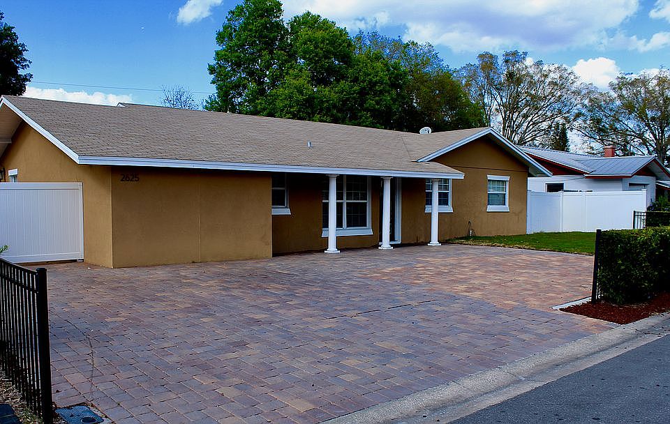 1st image of 2625 Aloma Ave