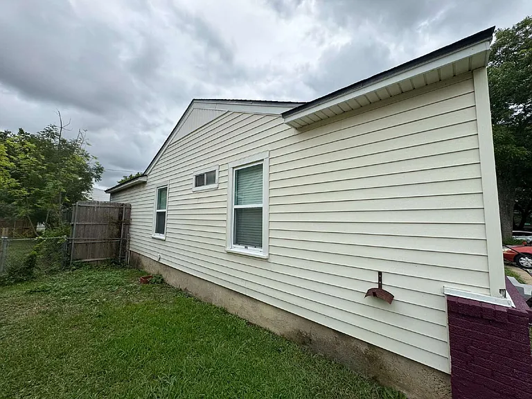 2318 Fenwick Dr — Photo 28