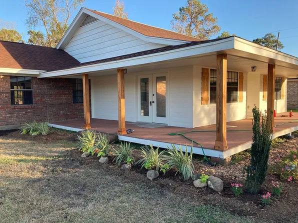 3210 Montclair St, Orange, TX 77632