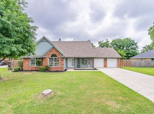 413 Edgewood Ter, Boyd, TX 76023