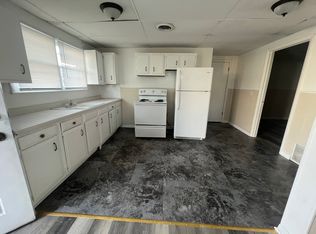 100 W Grandview Dr #408, Junction City, KS 66441