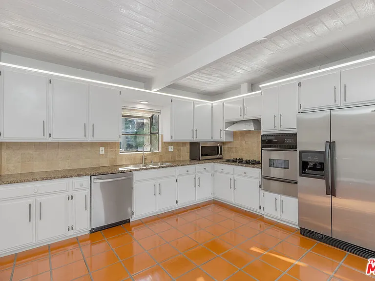 3352 Oak Glen Dr — Photo 4