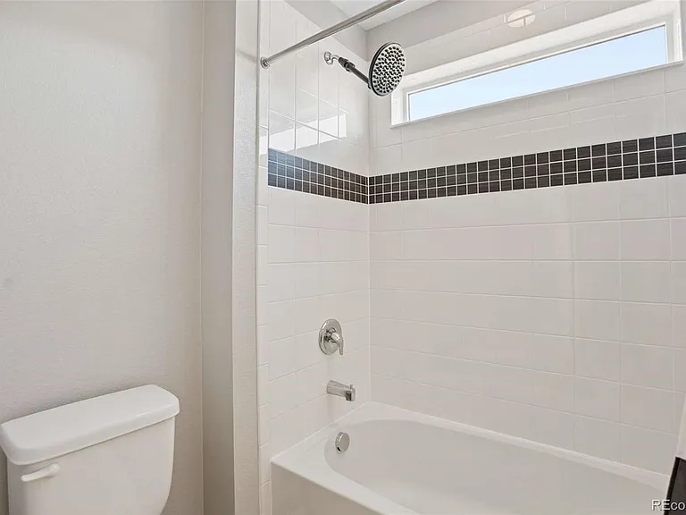 92 Homestead Way — Photo 28