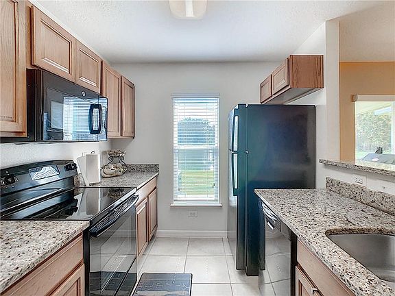 3rd image of 2904 Clarabelle Ct