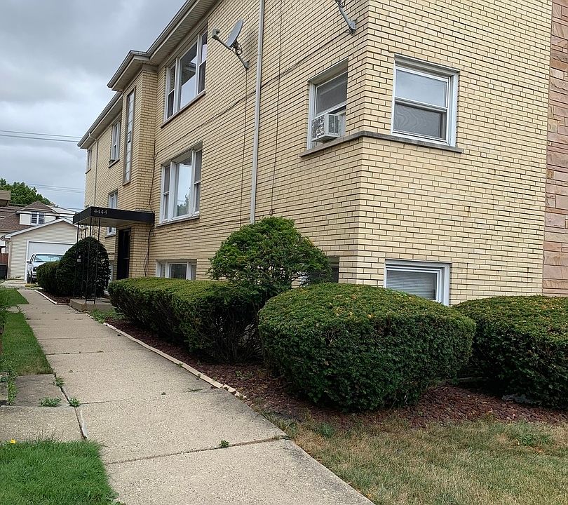 1st image of 4444 N Central Ave APT 1W