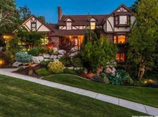 1568 E Vineyard Dr, Bountiful, UT 84010