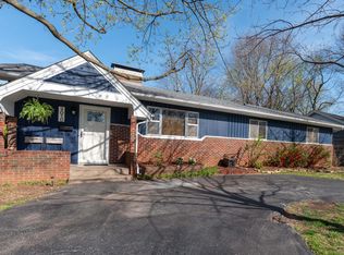 2010 S Prairie Ln, Springfield, MO 65804