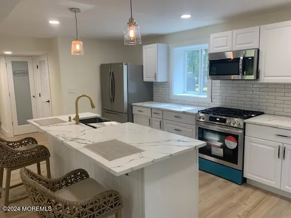 91 Ward Street, Bayville, NJ 08721