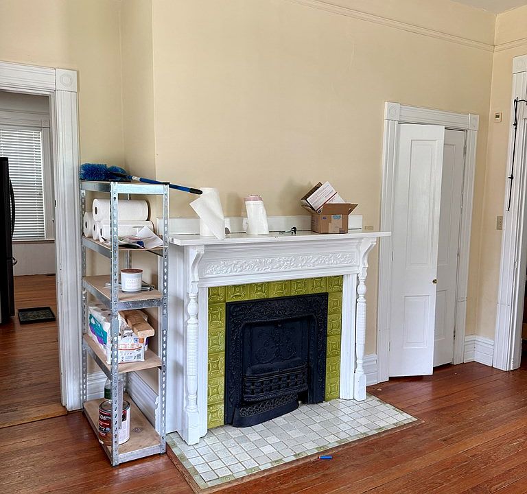 19th image of 718 Main Street