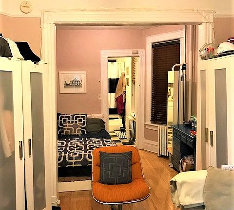 4th image of 336 W 11th St APT 3B