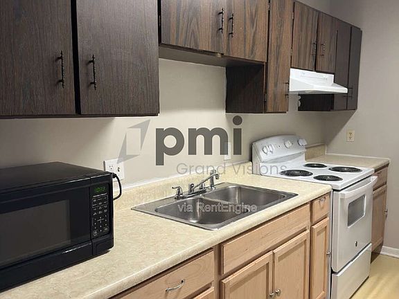 2nd image of 24 W Buchanan Ave #19