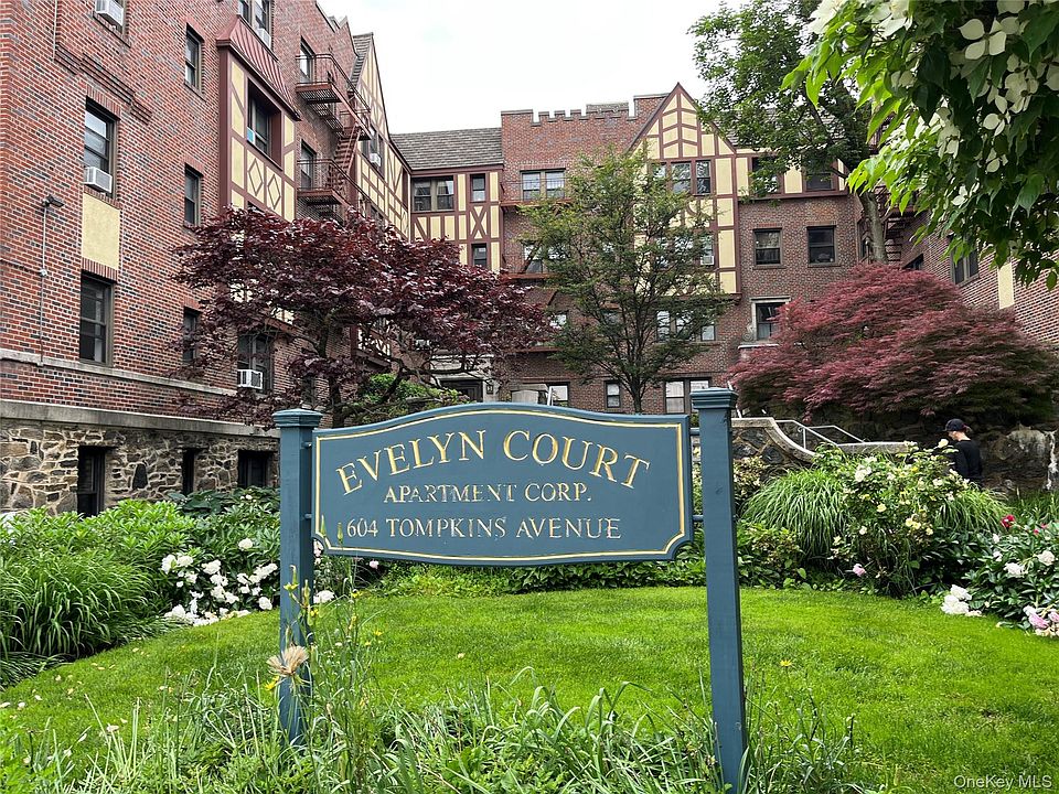 1st image of 604 Tompkins Ave APT B2