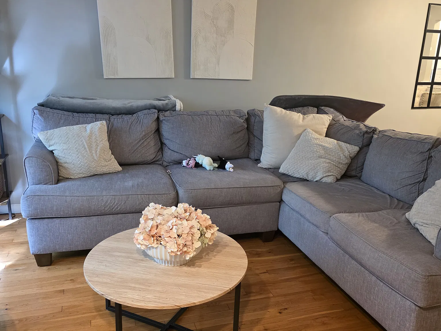 2 bed, 1100 sqft, $2,300 — Photo 3