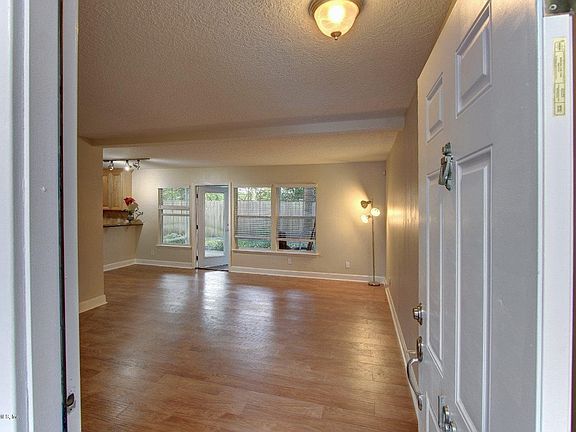 2nd image of 3434 Blanding Blvd Unit 133