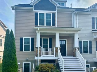 514 Trailside Dr, Charlottesville, VA 22911