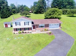 5 Mountain View Dr, Wantage, NJ 07461