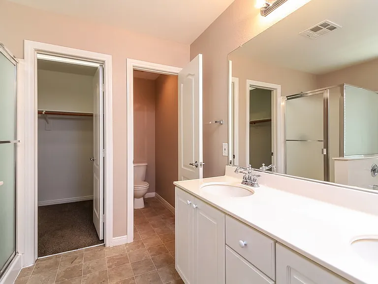 11758 Bergamo Ct — Photo 10