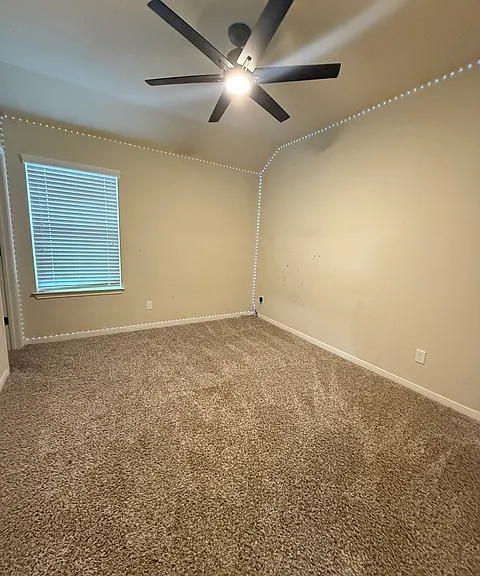 9010 Phoenix Park — Photo 19