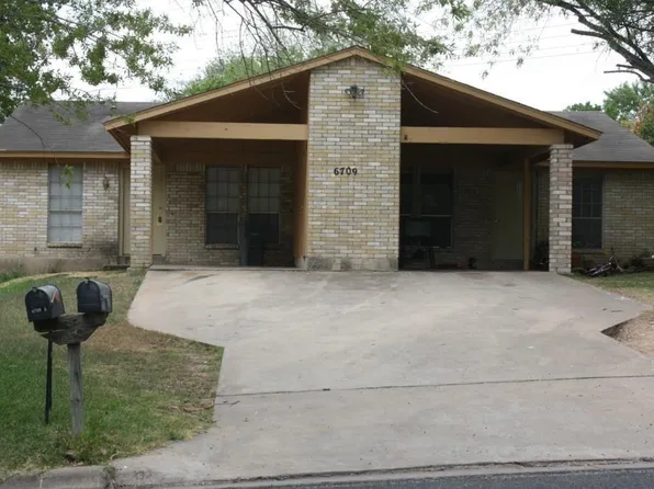 6707 Skynook Dr #A, Austin, TX 78745