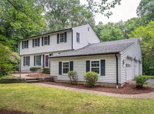 20 Northwoods Rd, North Granby, CT 06060