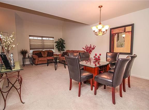 4th image of 885 Graystone Cir