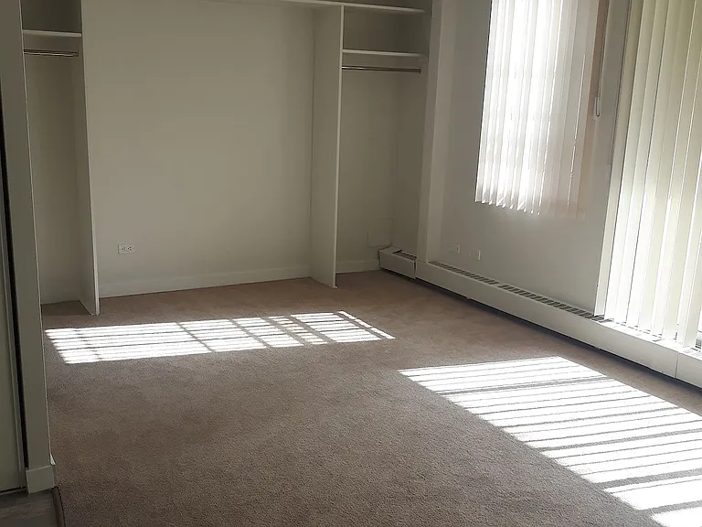 9910 104th St NW — Photo 7