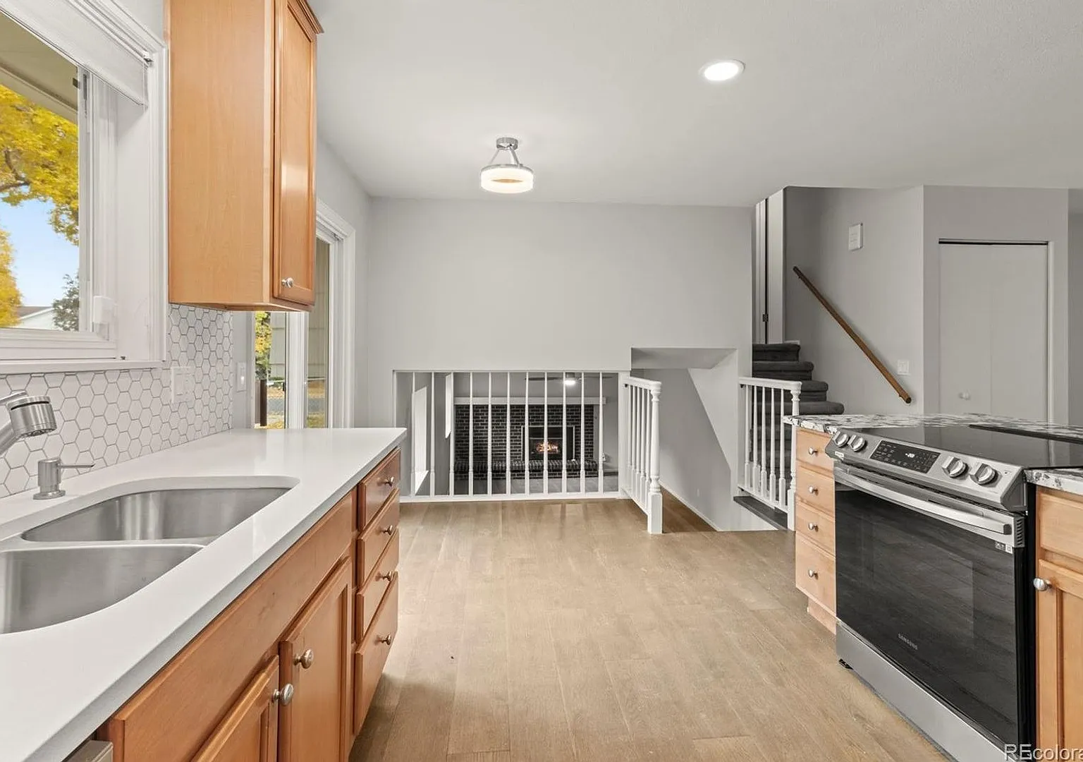 500 Off 1st Month's Rent Beautiful 4 Bed 2.5 Bat Home In Louisville- Available 9/5!! — Photo 2