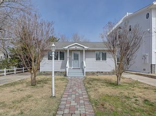 15 W 15th St, Long Beach Township, NJ 08008