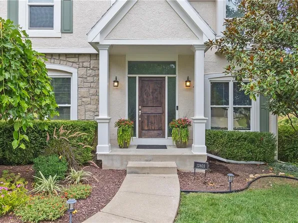 12803 Connell Dr, Overland Park, KS 66213
