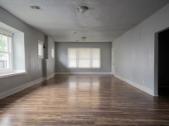 4th image of 1608 NW 33rd St