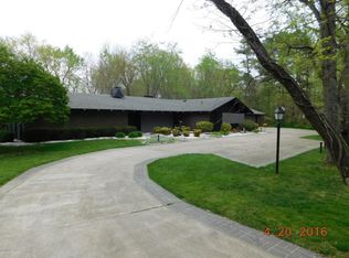 4 Bryan Ln, Salem, IL 62881