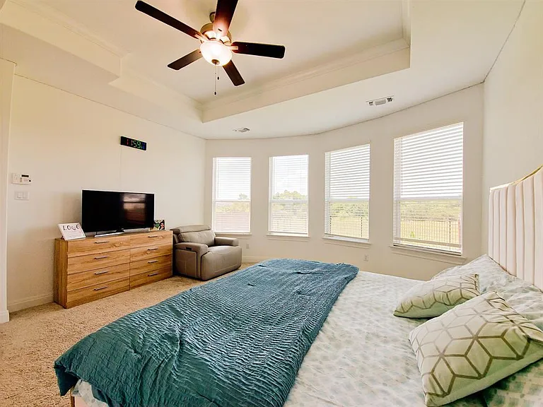 332 Turnbuckle Bnd — Photo 18