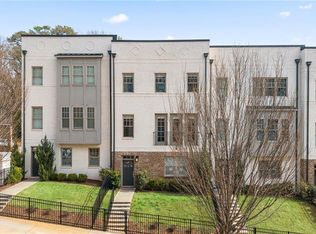 6071 Boylston Dr, Sandy Springs, GA 30328