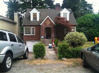 12610 10th Ave NE, Seattle, WA 98125