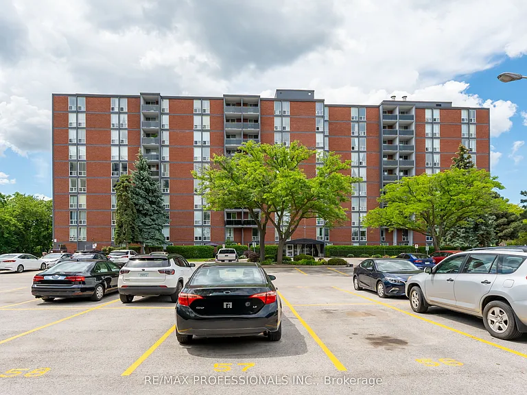 75 Glenburn Ct #111 — Photo 25