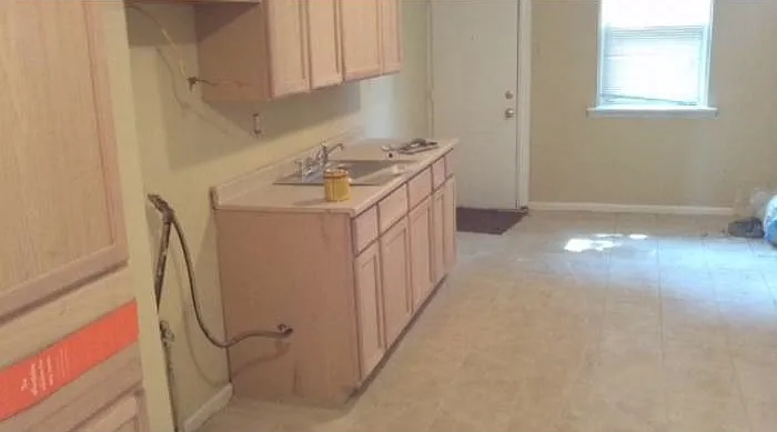 UNFINISHED KITCHEN