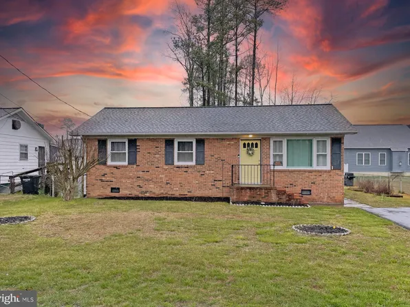 1119 McKinney Blvd, Colonial Beach, VA 22443