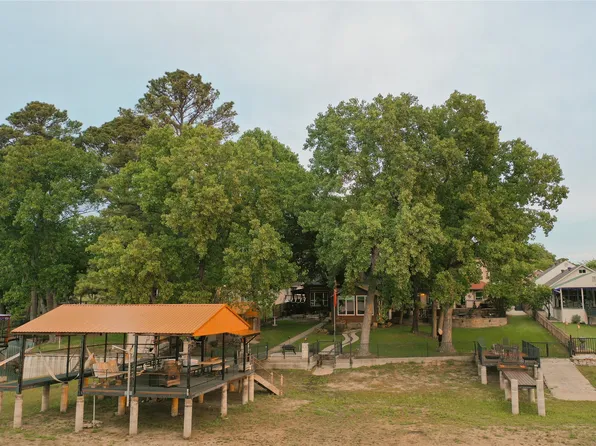 106 Marina View Ct, Weatherford, TX 76087
